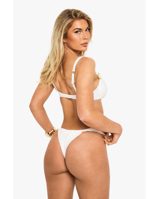 Tanga Fruncido Con Ribete De Sol Boohoo de color White