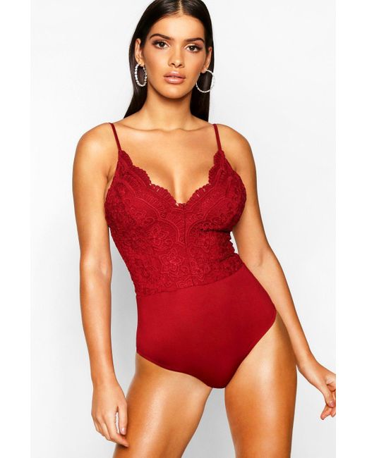 white hooded puffer jacket