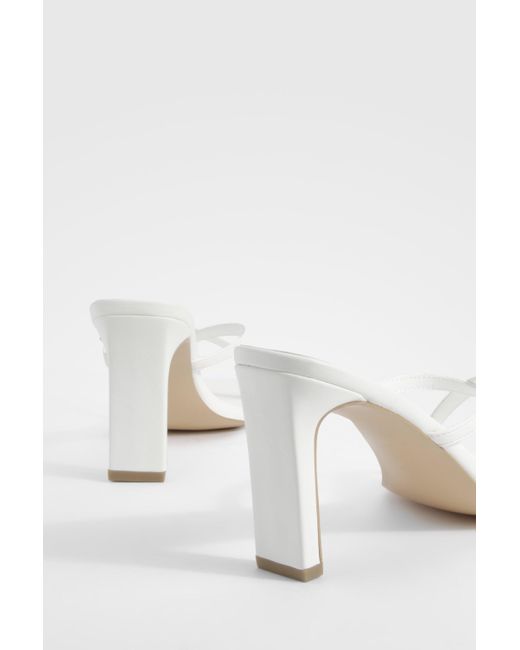 Wide Fit Crossover Strap Heeled Mules Boohoo de color White