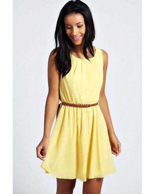 sleeveless chiffon belted dres