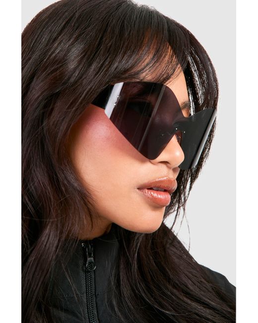 Boohoo Black Angled Visor Style Sunglasses