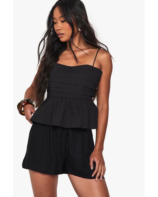 Boohoo Black Basic Flippy Shorts
