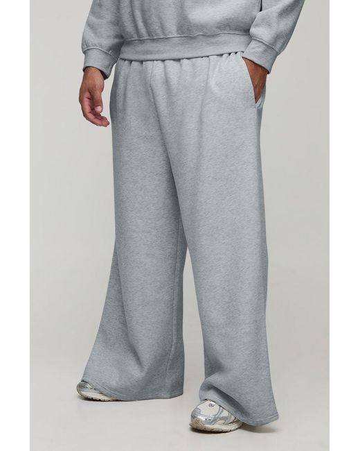 BoohooMAN White Plus Basic Extreme Wide Leg Sweatpants for men