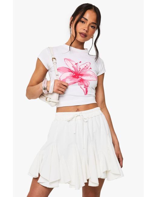 Boohoo White Large Flower Fitted T-Shirt