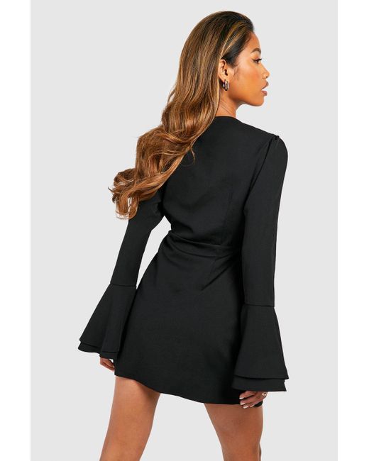 Boohoo Black Sweetheart Neck Flared Sleeve Wrap Blazer Dress