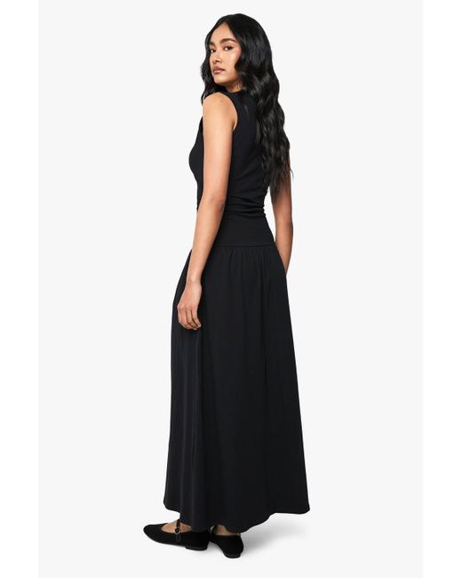 Boohoo Black V Neck Ruched Detail Maxi Dress