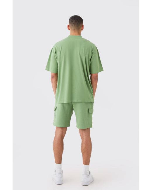 BoohooMAN Man Oversized Extended Neck T-shirt And Cargo Short Set in Green für Herren