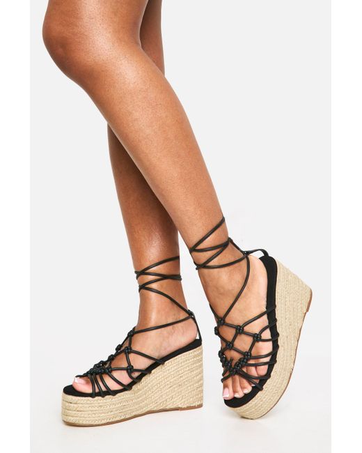 Boohoo White Knot Detail Mid Height Wedges