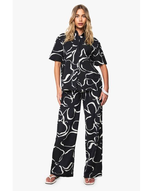 Boohoo Black Abstract Floral Textured Trousers