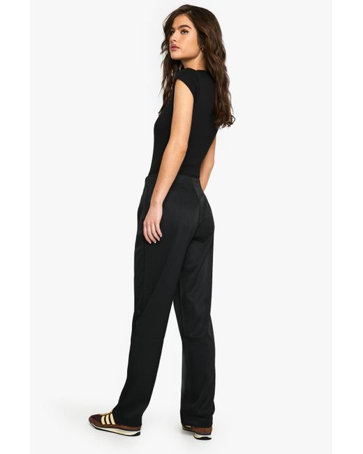 Boohoo Black Tailored Tapered Trouser