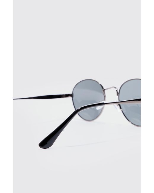 Metal Round Sunglasses In Silver Boohoo de color White