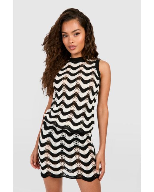 Boohoo Black Zig Zag Crochet Knitted Mini Skirt