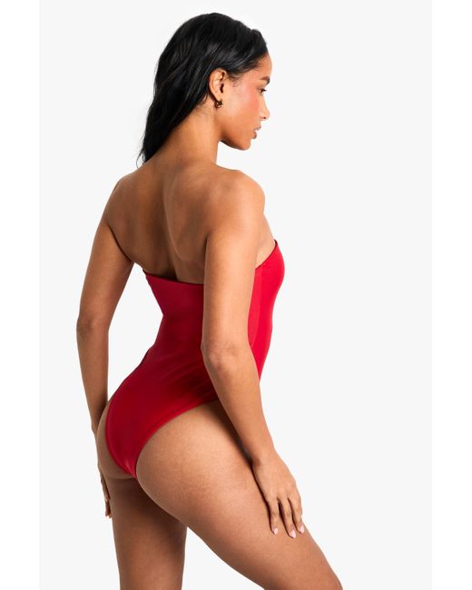 Bañador Essentials Palabra De Honor Boohoo de color Red