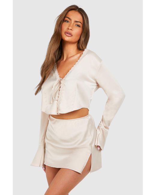 Satin Thigh Split Micro Mini Skirt Boohoo de color White