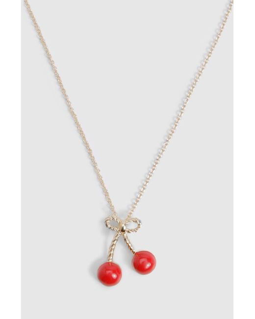 Collar Oversize Con Colgante De Cereza Boohoo de color Red