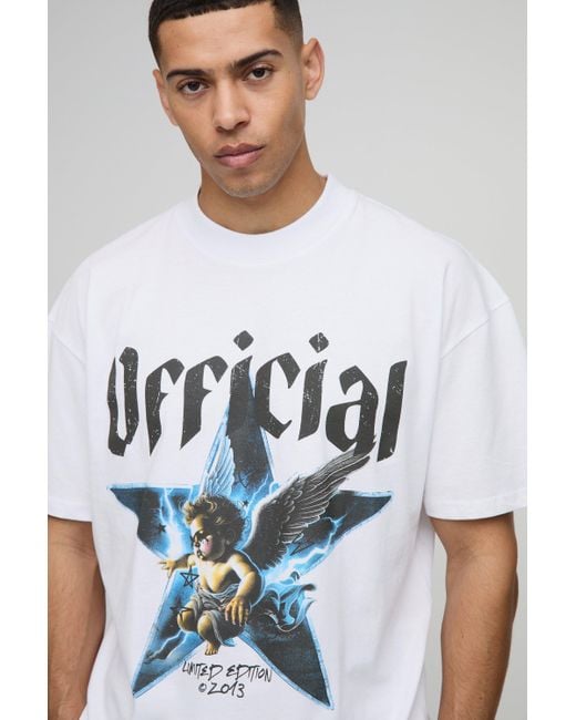 Camiseta Oversize Official Con Cuello Extendido Y Estampado De Querubín Boohoo de color White
