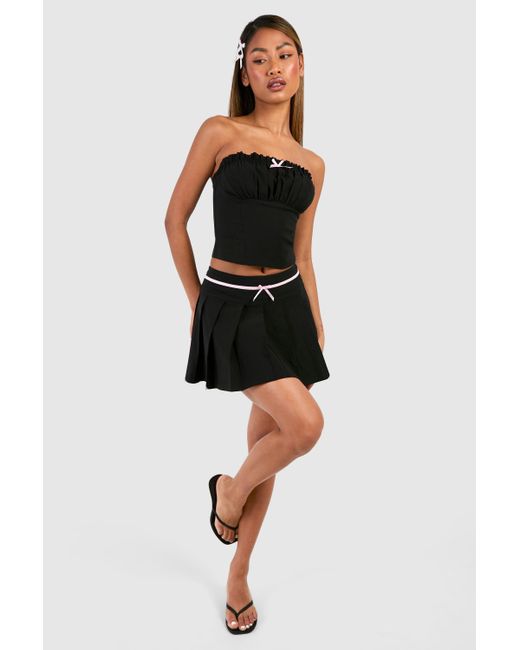 Pleated Bow Detail Micro Mini Skirt Boohoo de color Black