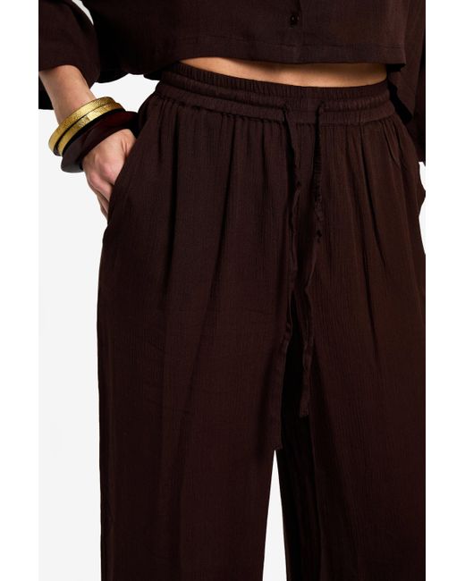 Pantalón De Pernera Ancha Essentials Para La Playa Boohoo de color Brown