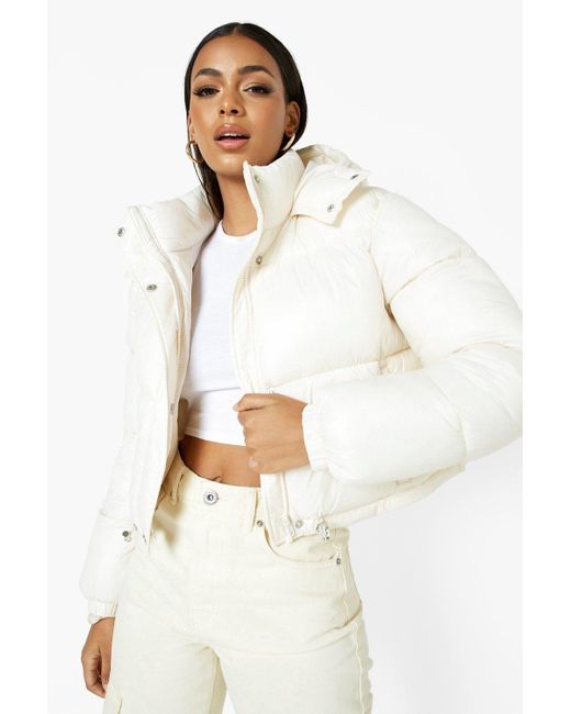 white crop puffer