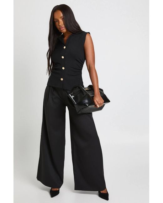 Boohoo Black Ribbed Button Cap Sleeve Top