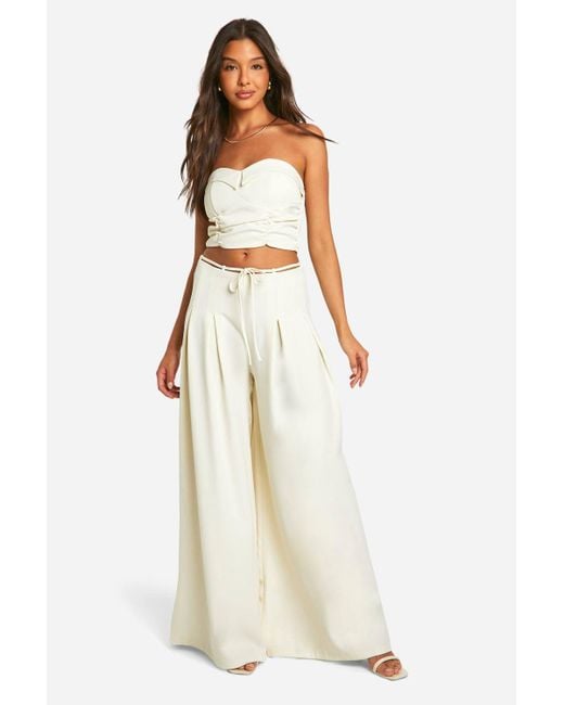 Boohoo Women's White Extreme Wide Leg Pleated Trouser