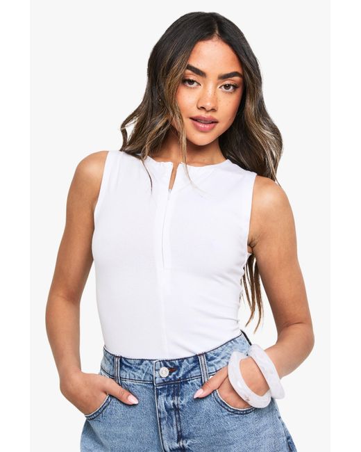 Boohoo White Cotton Zip Through Sleevless Bodysuit