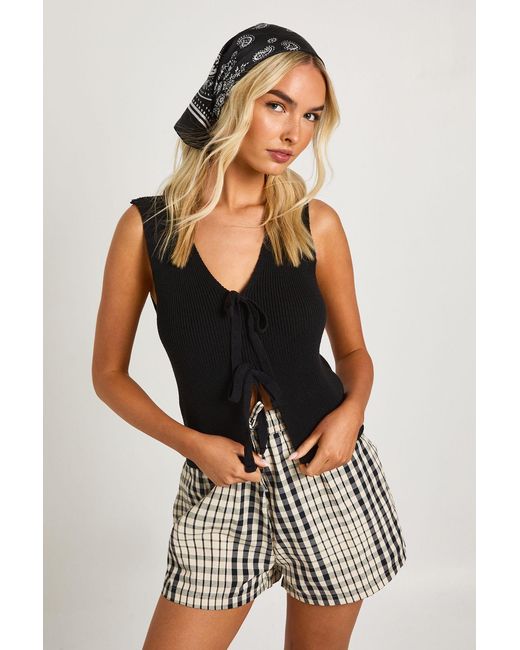 Tie Front Knitted Waistcoat Boohoo de color Black