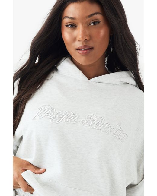 Sudadera Plus Oversize Con Capucha Y Bordado 3D Dsgn Studio Boohoo de color White
