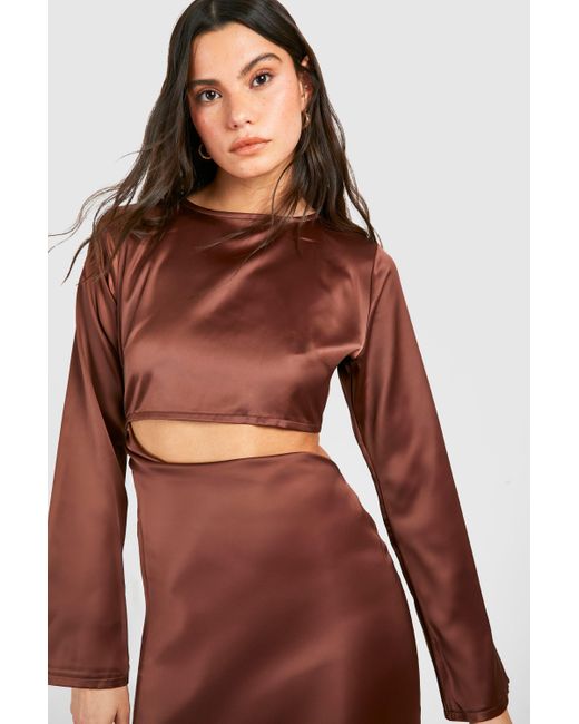 Satin Cut Out Long Sleeve Maxi Dress Boohoo de color Brown