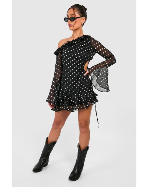 Petite Polka Dot Chiffon Mini Dress Boohoo de color Black