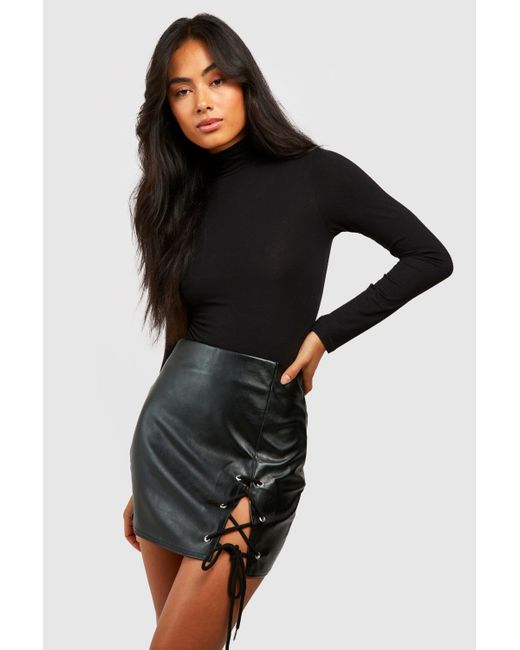 Boohoo leather deals look skirt