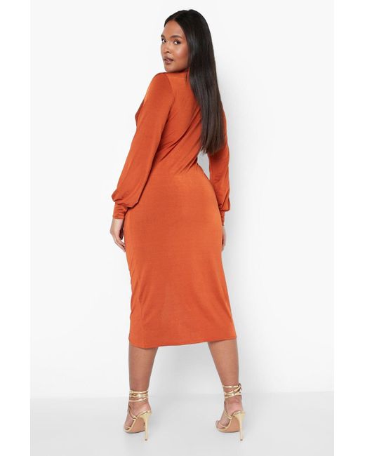 Boohoo Plus Twist Front Plunge Midi 