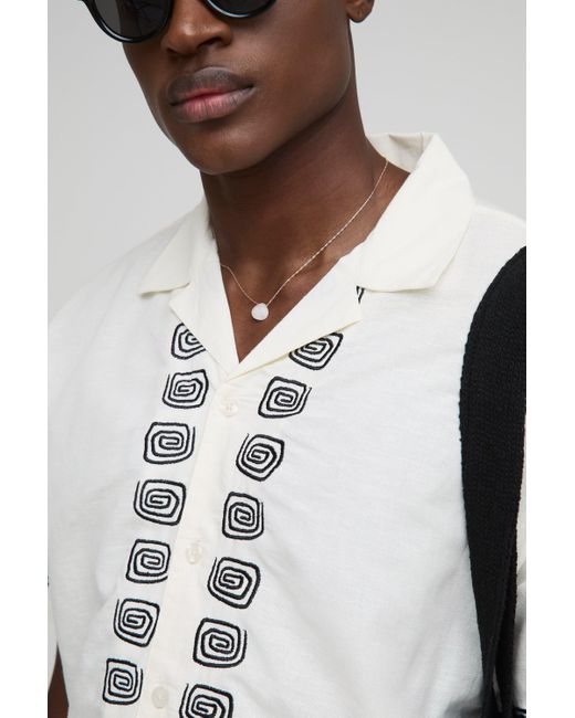 BoohooMAN Oversize Hemd & Shorts aus Leinenmischung mit Stickerei in White für Herren
