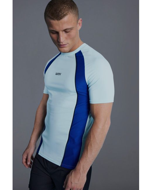 BoohooMAN Blue Man Active Colour Block Panelled T-shirt for men