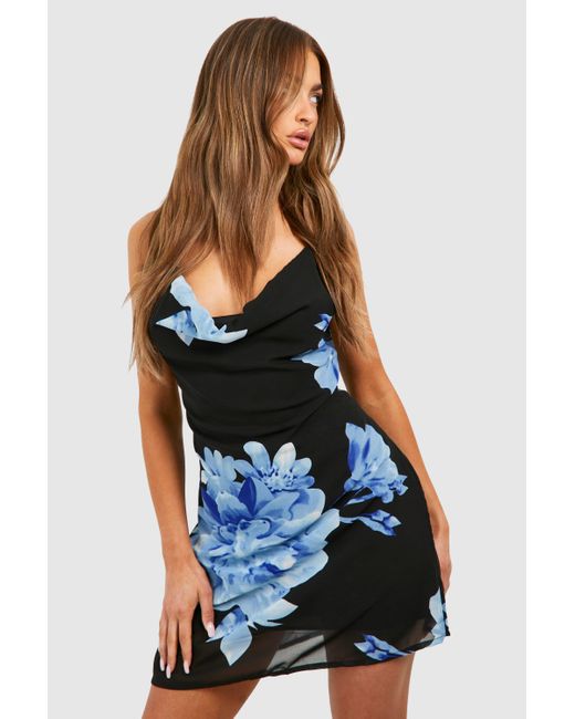 Floral Print Cowl Neck Mini Dress Boohoo de color Blue