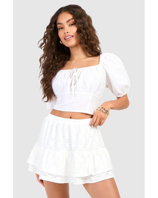 Eylet Lace Low Rise Tiered Frill Mini Skirt Boohoo de color White