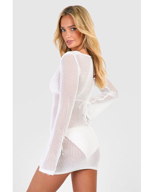 Crochet O-Ring Plunge Beach Mini Dress Boohoo de color White
