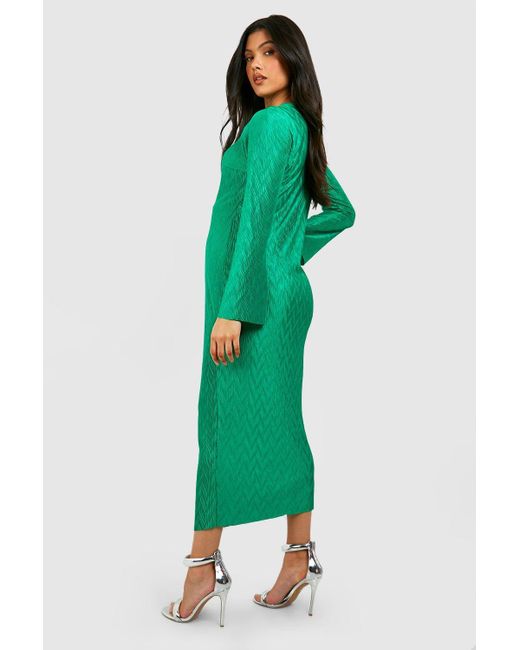 Boohoo Green Maternity Wave Plisse Column Midaxi Dress