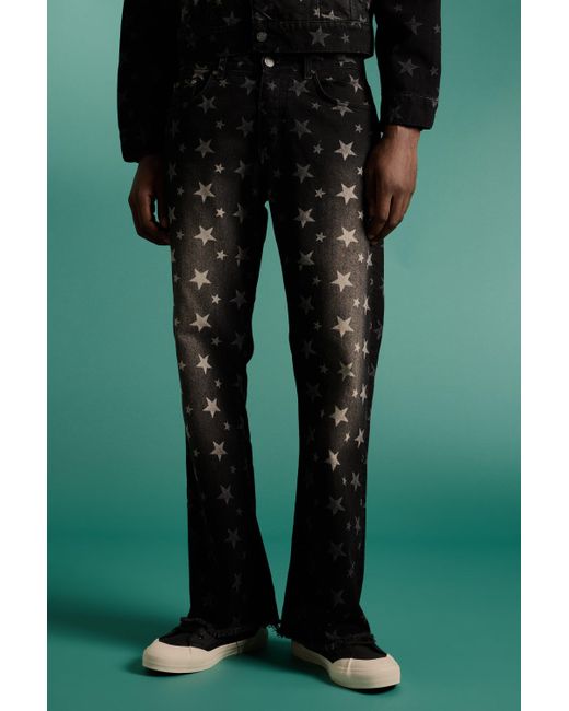 BoohooMAN Green Relaxed Rigid Flare All Over Star Print Jeans for men