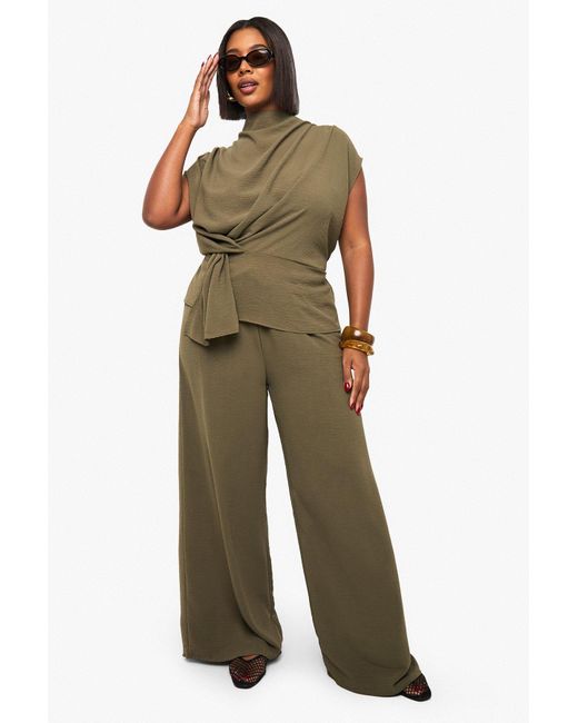 Plus Woven Drape Blouse & Trouser Co-Ord Boohoo de color Green