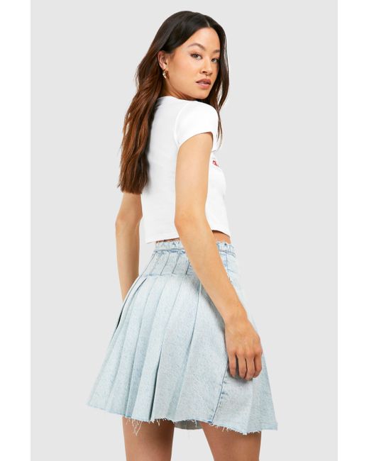 Tall Pleated Denim Mini Skirt Boohoo de color Blue