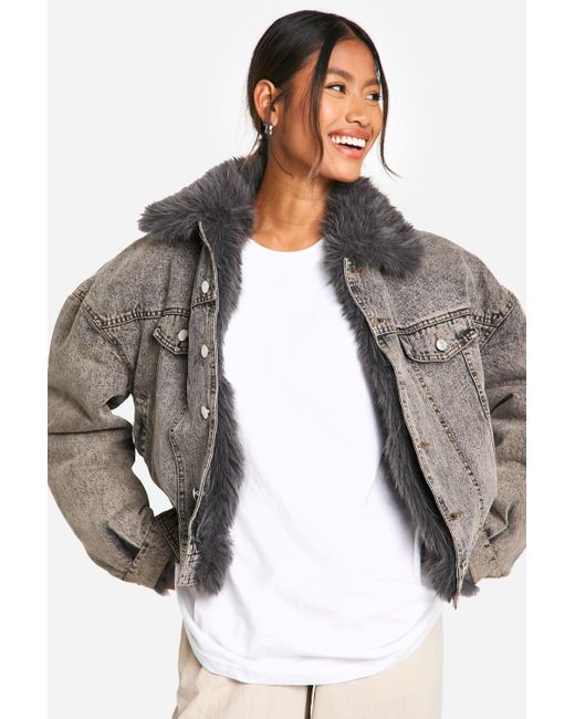 Grey jean jacket with fur deals