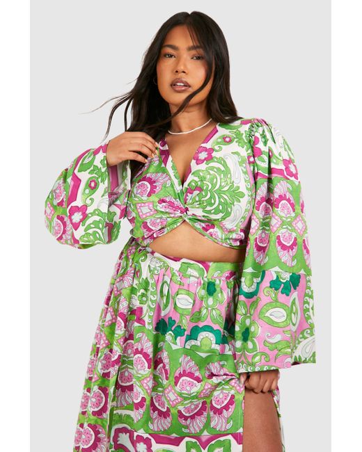 Boohoo Green Plus Woven Paisley Print Flared Sleeve Twist Front Top