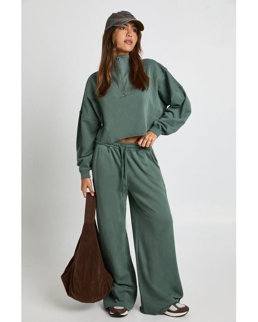 Boohoo Green Washed Half Zip And Straight Leg Jogger Tracksuit