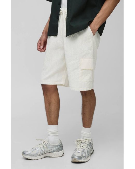 Boohoo White Relaxed Elasticated Waist Seersucker Cargo Short