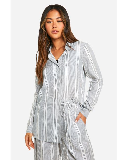 Boohoo White Tonal Stripe Linen Look Relaxed Fit Shirt