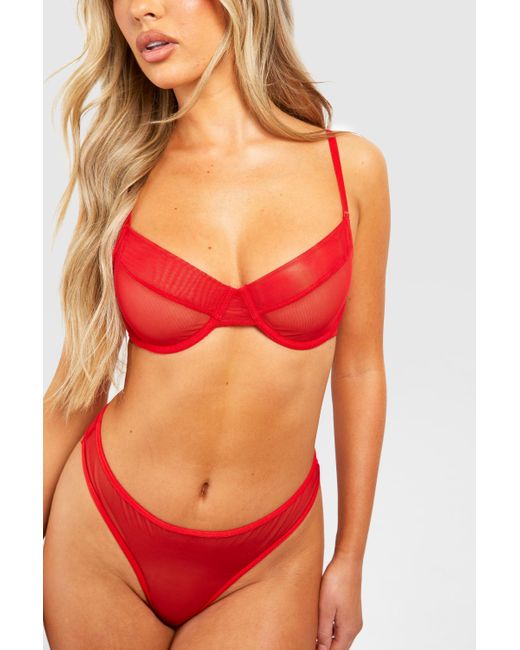 Mesh Panel Underwire Bra And Thong Boohoo de color Red