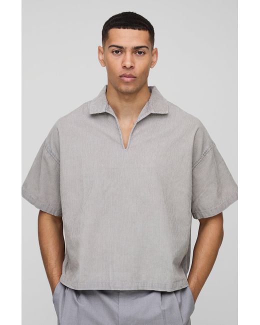 BoohooMAN Kastiges Oversize Cord Poloshirt mit Acid-Waschung in Gray für Herren