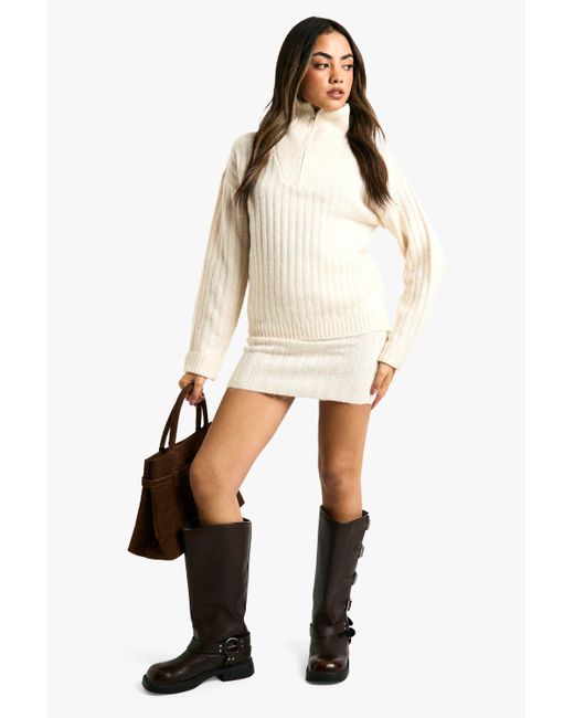Conjunto De Minifalda Y Jersey Oversize De Punto Suave Y Canalé Grueso Con Cremallera En El Cuello Boohoo de color Natural