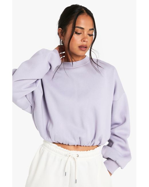 Sudadera Crop Con Pompones En El Filo Boohoo de color Purple